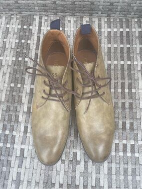 Men's Guess Chukka Boots in Olive Brown Leather - Classic Lace-Up